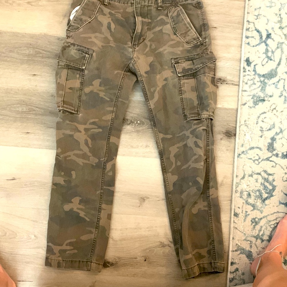 Old navy camo cargo pants